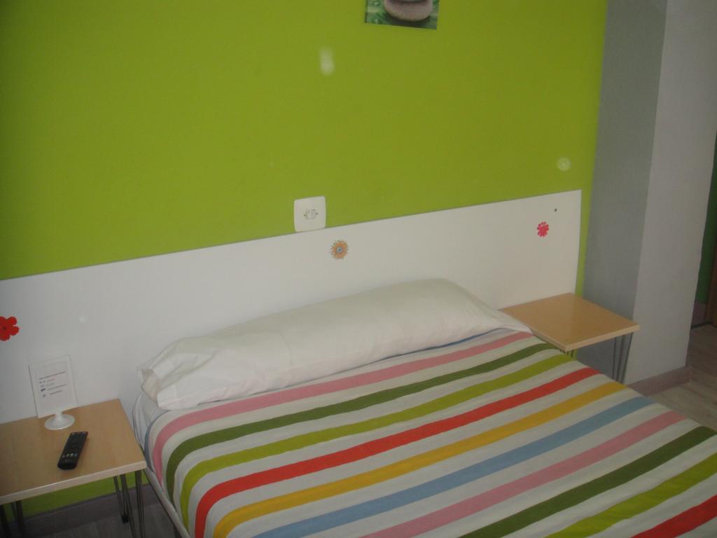 Arjori Rooms Hostal Salamanka Exteriér fotografie